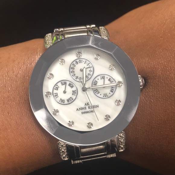 GUC Anne Klein AK Diamond Silver Analog Watch - Picture 1 of 8